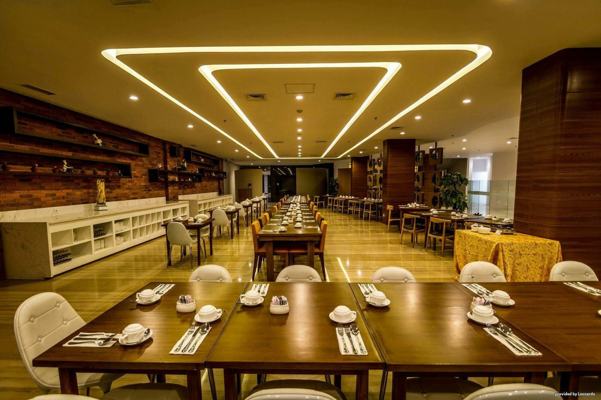 Hariston Hotel & Suites, Pluit - Jakarta Exterior photo
